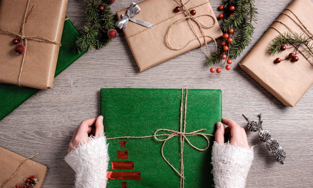 The Meaning behind Popular Christmas Gift Traditions